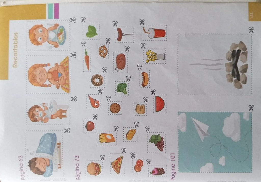 Mosaico de muchos recortables de alimentos: zanahoria, brócoli, donut, gaseosa, pollo, salchicha, manzana, donut, hamburguesa, pizza, taco, papas, sandía, uvas, fresa, hot dog, embutido.