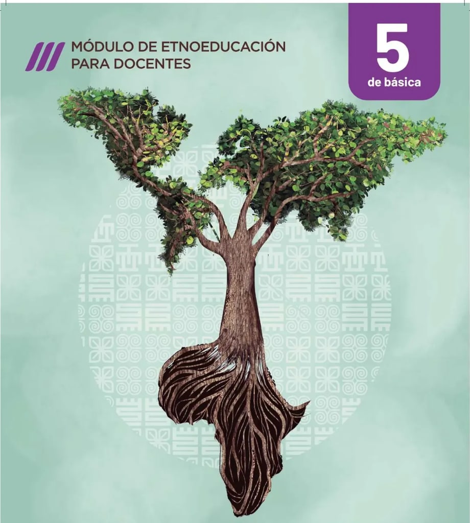 Ilustración simbólica de un árbol con copa frondosa cuyo tronco se transforma en raíces con la silueta del continente africano, sobre fondo verde claro con patrones decorativos circulares de motivos étnicos.