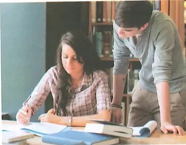 Figura 2 de Lengua Y Literatura · 10 EGB · 2025