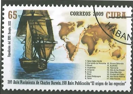 Estampilla postal cubana de 2009 conmemorando los 200 años del natalicio de Darwin con el recorrido del Beagle