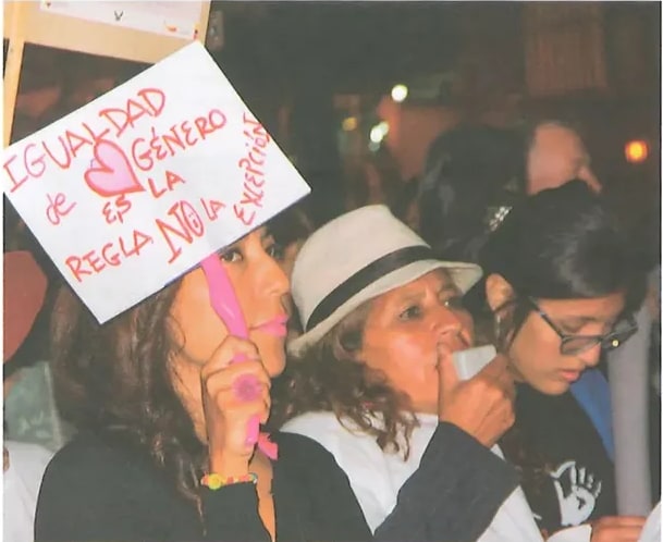Figura 1 de Estudios Sociales · 8 EGB · 2024
