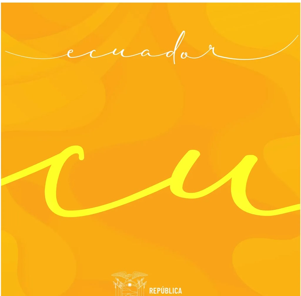 Caligrafía decorativa de la palabra 'ecuador' en blanco y amarillo claro sobre fondo amarillo.