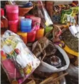 Tabla de relación de prácticas (limpia, piedras, plantas) con objetivos.