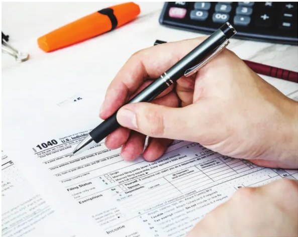 Figura 4 de Emprendimiento Y Gestion · 1ro BGU · 2019