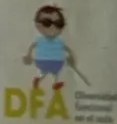 Personaje con audífonos y gafas de sol que simboliza DFA.