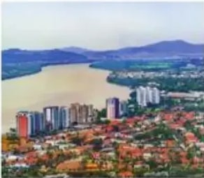 Vista aérea del río Guayas y la ciudad de Guayaquil.