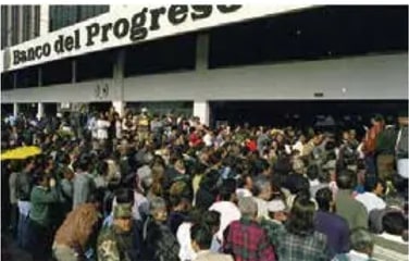 Foto de manifestación de forajidos en 2005