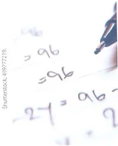 Figura 2 de Matematica · 8 EGB · 2025