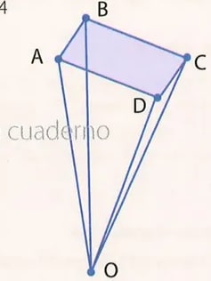 Figura 4 de Matematica · 8 EGB · 2025