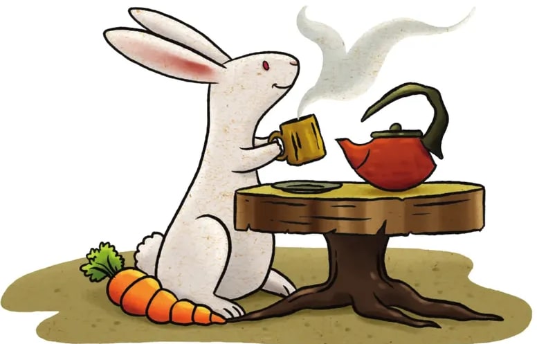 Ilustración del conejo blanco bebiendo café de una tetera roja, con una zanahoria al lado, sobre una mesita de madera.