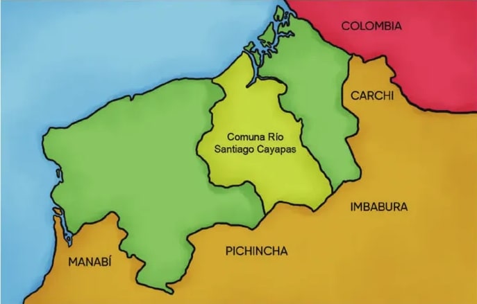 Mapa de la zona norte del Ecuador con las provincias de Esmeraldas, Carchi, Imbabura, Pichincha y Manabí, destacando en verde la Comuna Río Santiago-Cayapas y la frontera con Colombia.