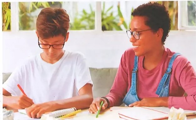 Figura 2 de Lengua Y Literatura · 9 EGB · 2025